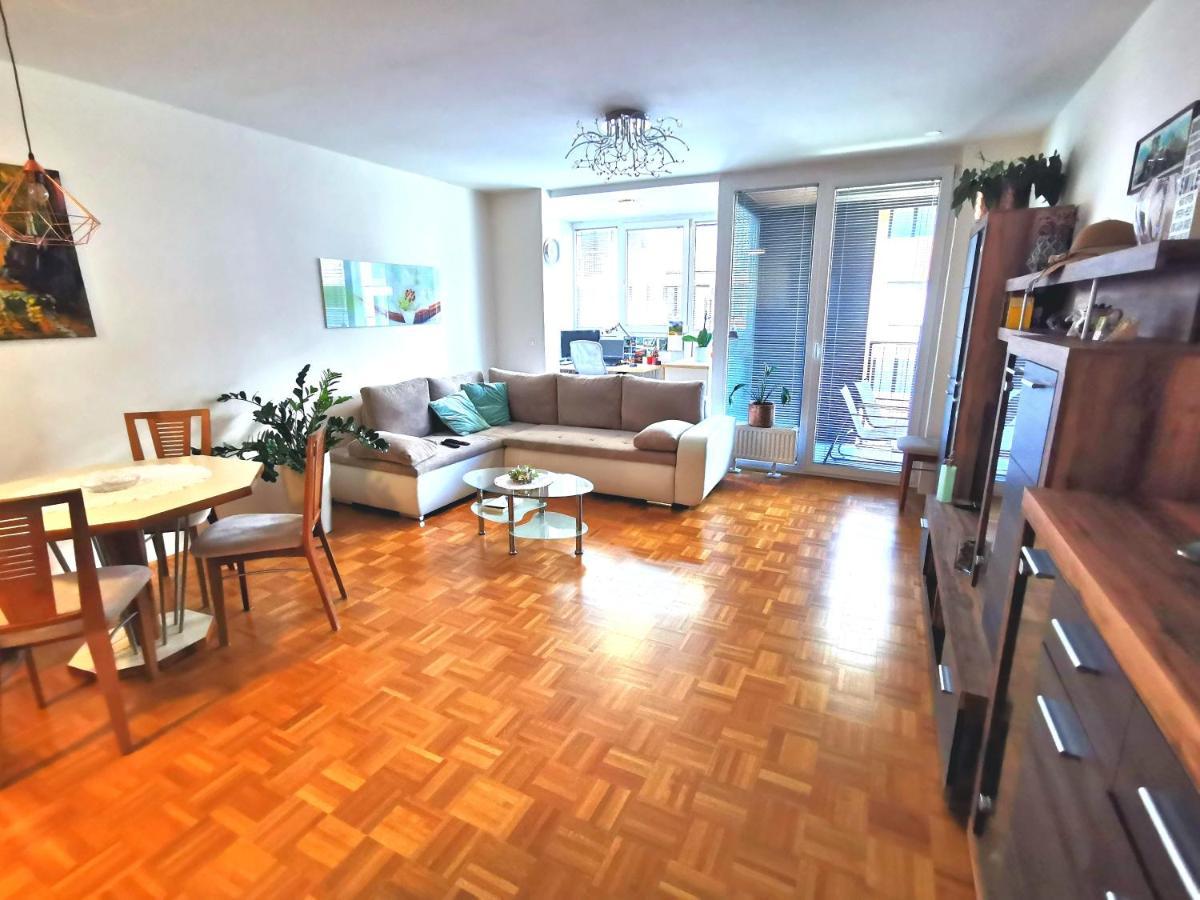 Cozy Apartment Ljubljana With Free Parking And Balcony Экстерьер фото